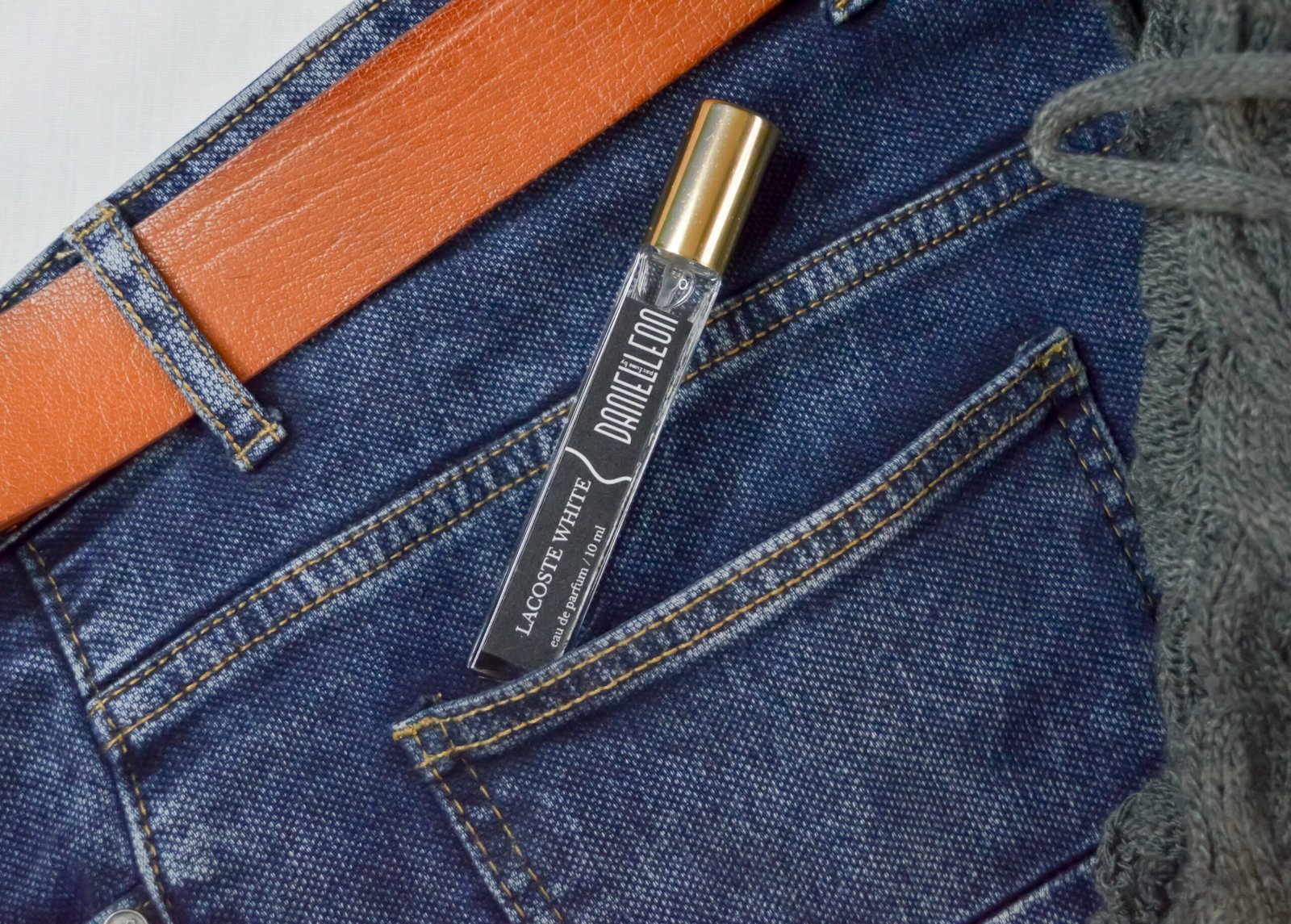 Daniel Leon, inspired perfume by Lacostte White, Crisp & Sporty Perfume for Men with Grapefruit & Cedarwood tester, 10 ml - Image 2